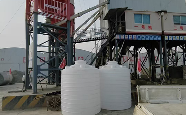 灵台立式运输桶交付案例｜全新PE材质 · 多行业适配 · 批量稳定供应