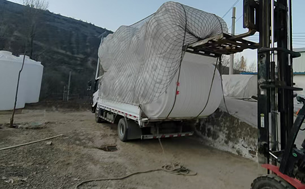 灵台塑料桶批量交付案例：满足多行业高标容器需求的一站式解决方案