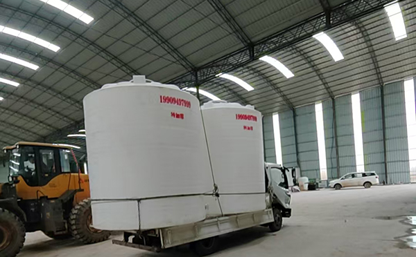 特加厚灵台塑料大桶装车运输交付实录